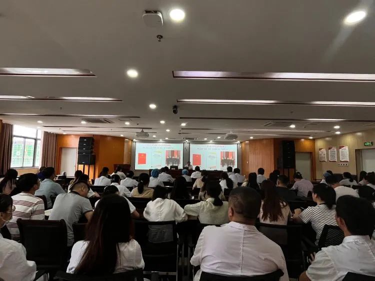 简篇-抚州市立医院党委组织开展党的二十大及《党章》专题讲座